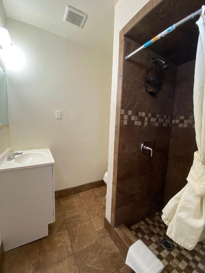 Economy Inn باسو روبليس، سان لويس أوبيسبو، كاليفورنيا المظهر الخارجي الصورة